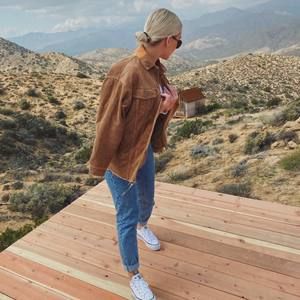 Meet your Posher, Jade